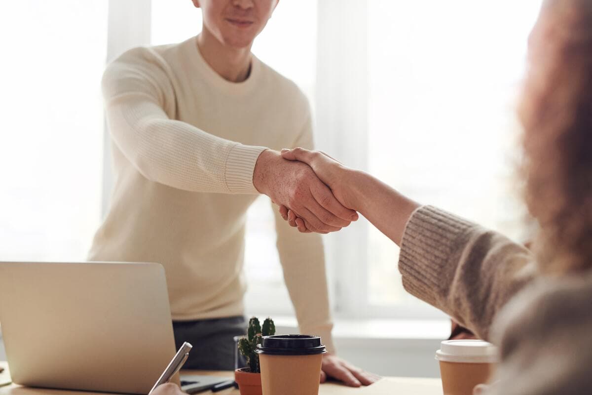 How HR automation improves the employee onboarding experience